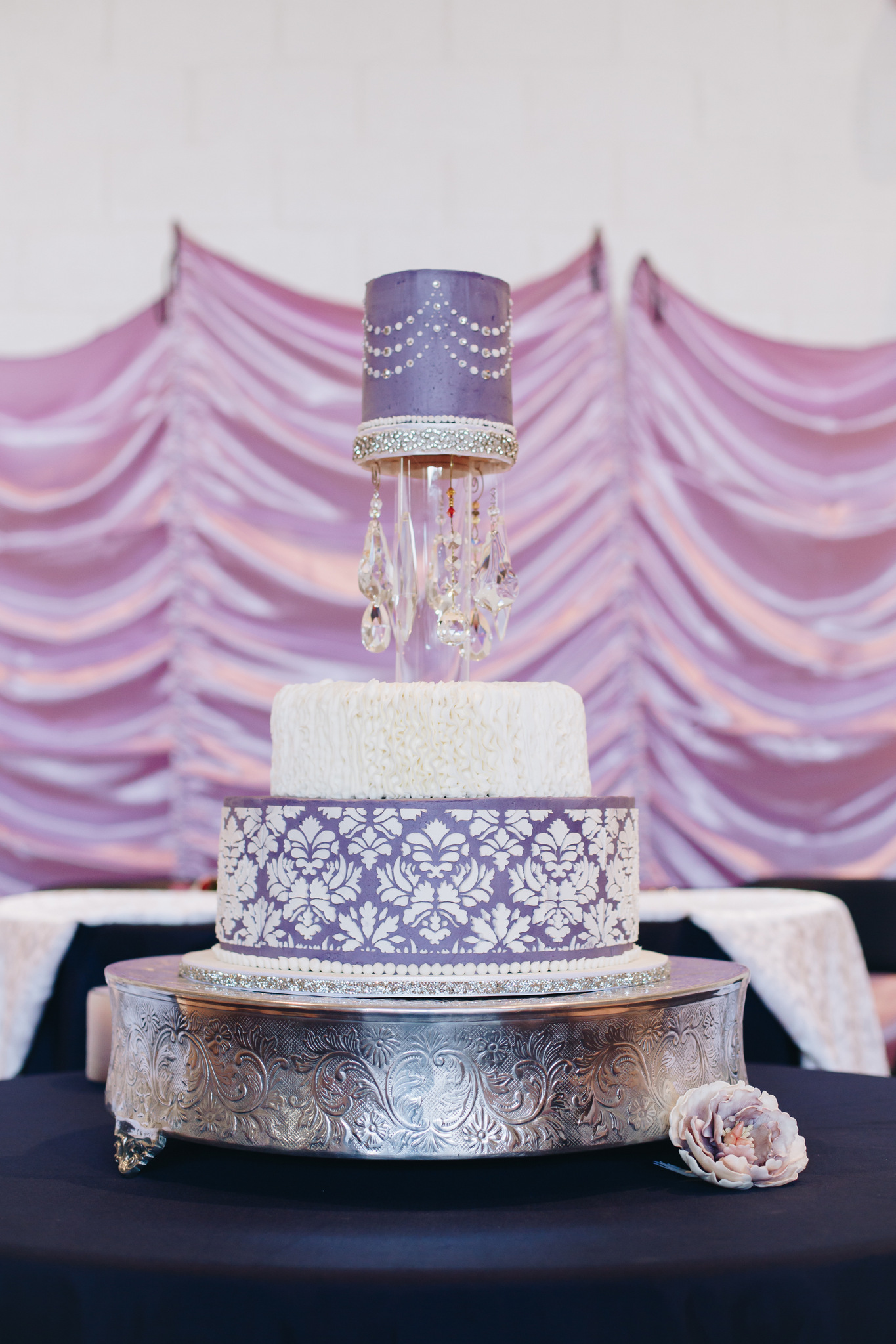 washington dc purple wedding cake hannah acheson photography